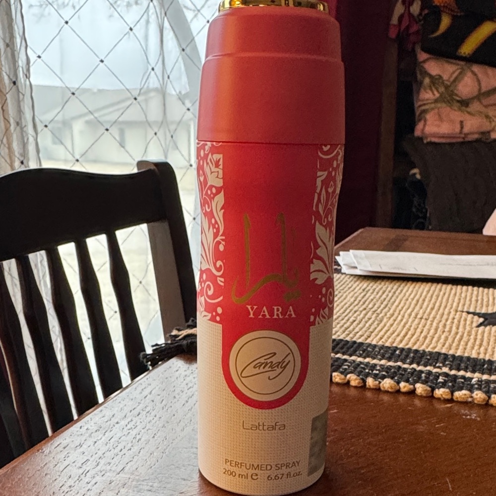 Lattafa Yara Candy Perfumed Spray - Pink and White
